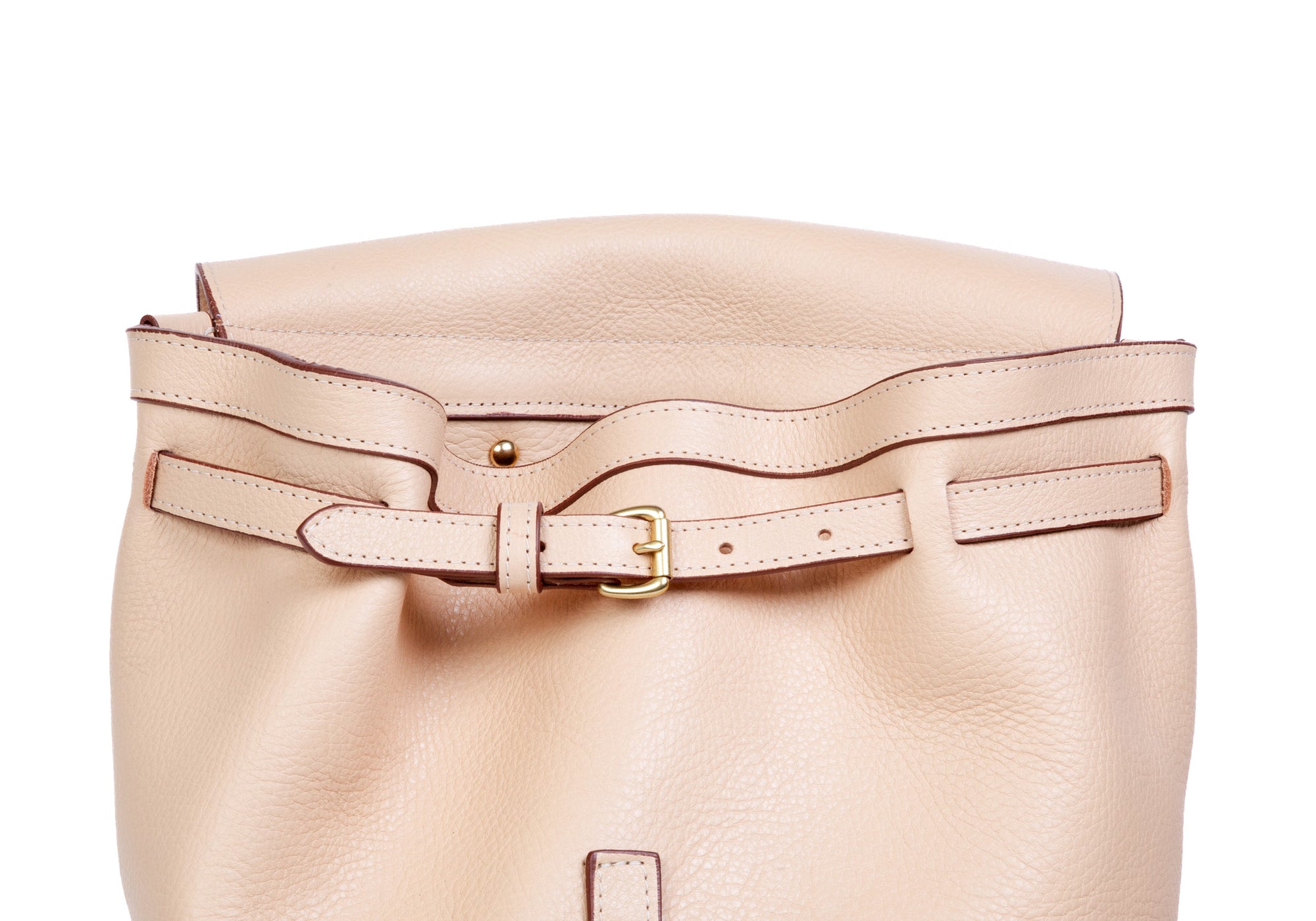 Opening of Leather No. 5 Knapsack Natural