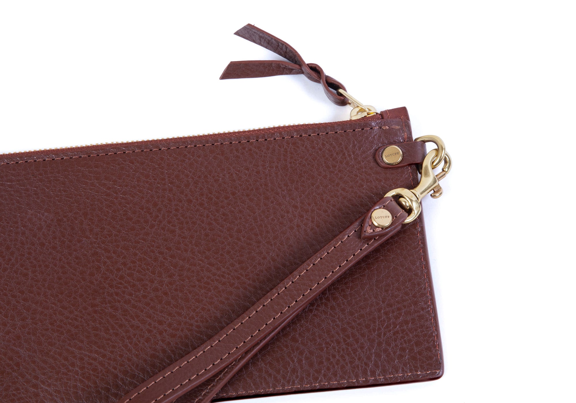 Hardware2 of Leather Wristlet Wallet Chestnut