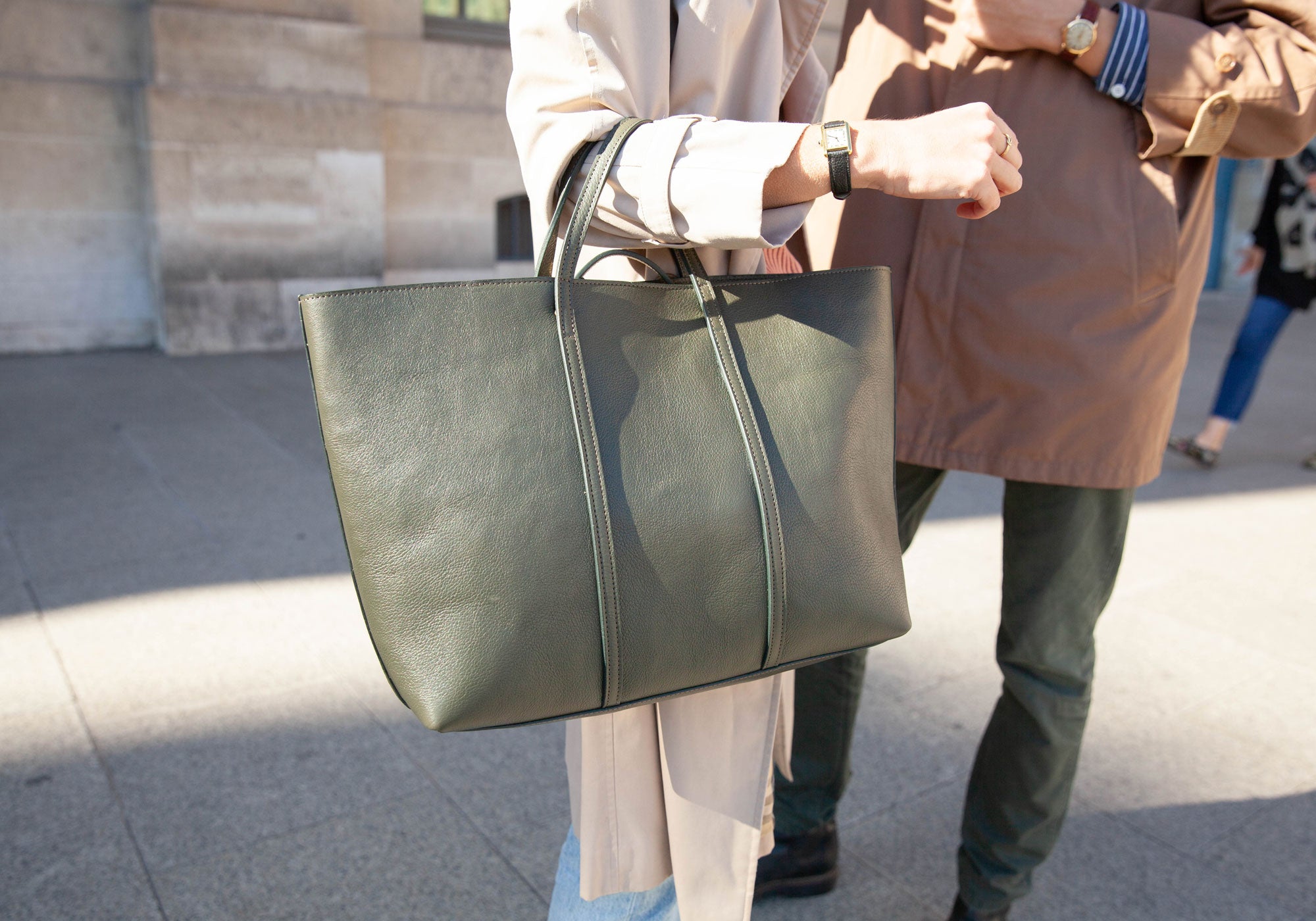 The Morris Leather Tote Lifestyle