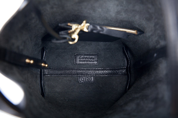 The One-Piece Bag: Women's Leather Handbag