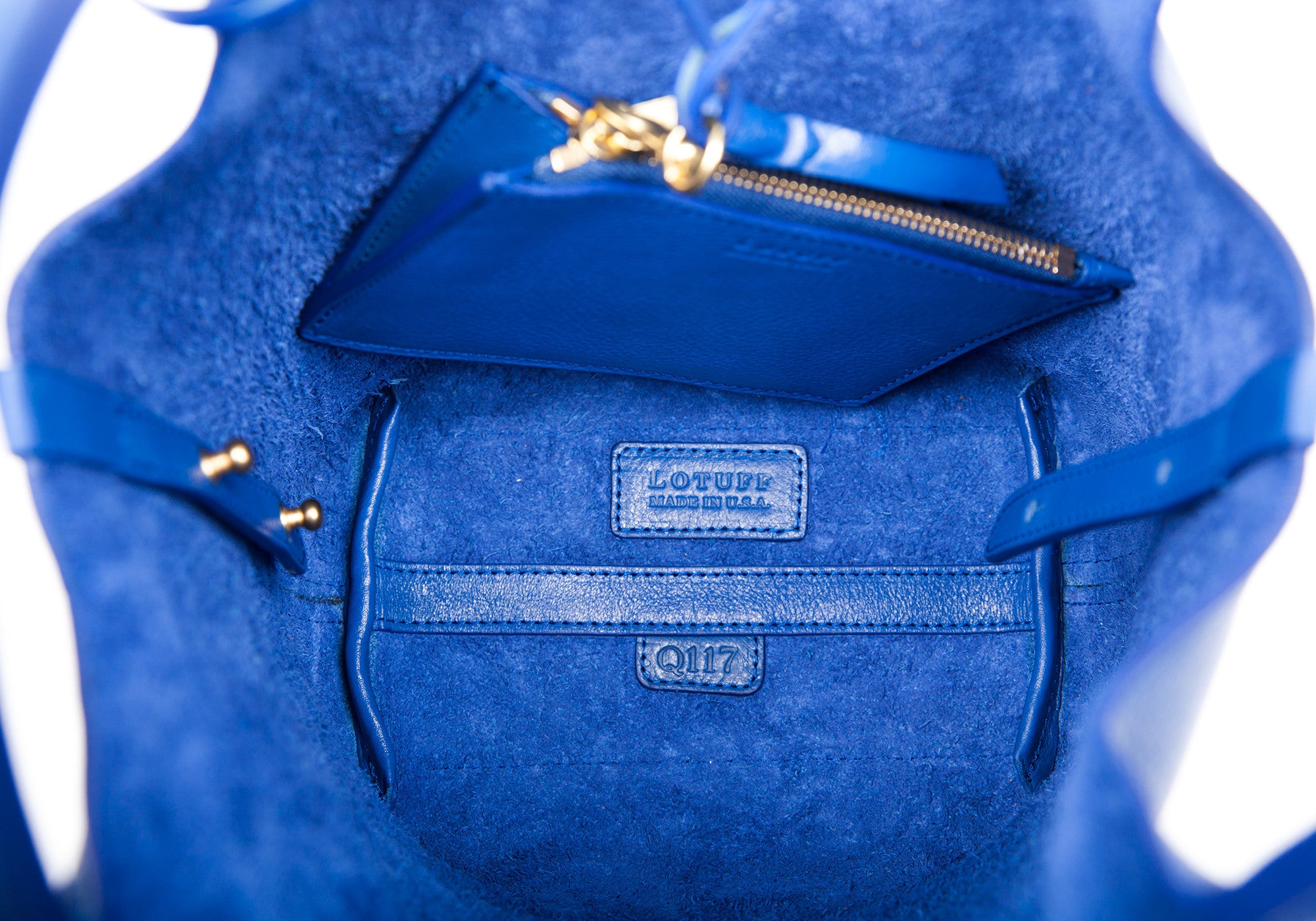 Inner Leather Pocket of The One-Piece Bag Electric Blue
