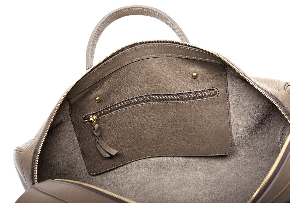 Inner Leather Pocket of No. 10 Weekender Bag Clay