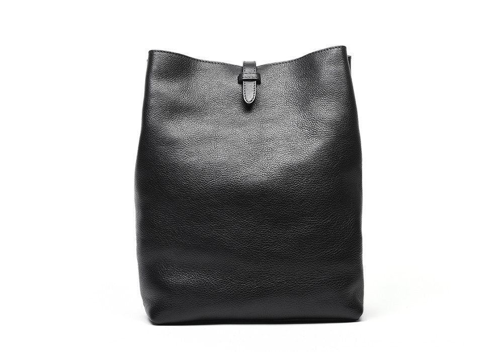 The Sling Backpack Black|Front Leather View