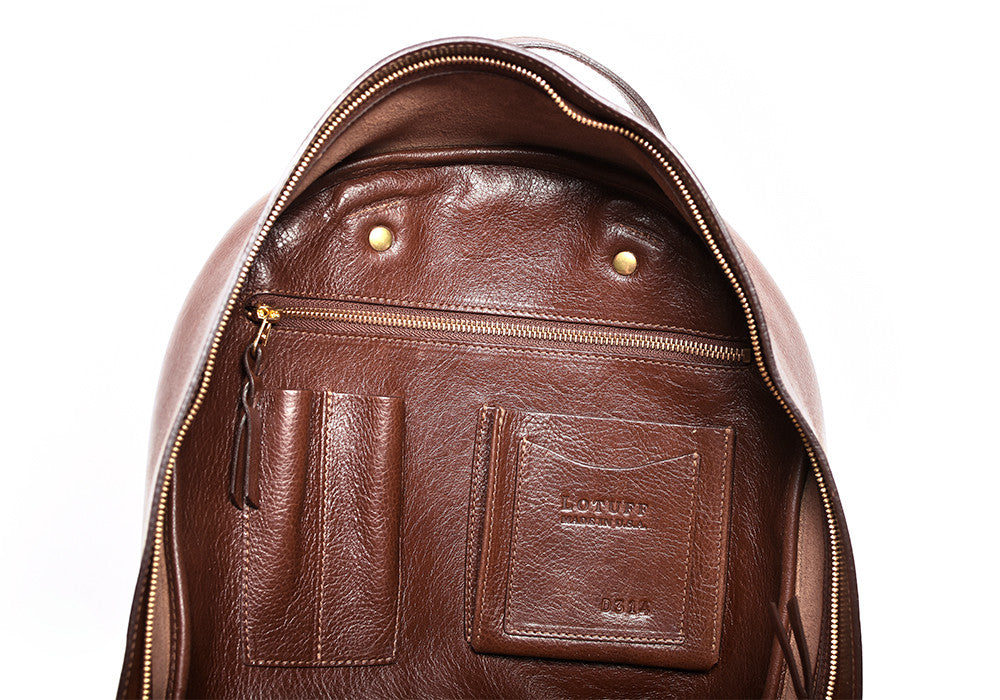 Inner Leather Pocket of Leather Zipper Backpack Chestnut